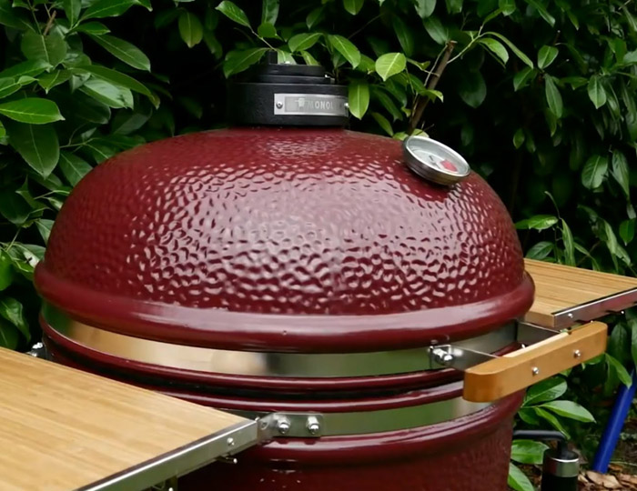 Keramički roštilj Monolith Le Chef Pro Red na kolicima