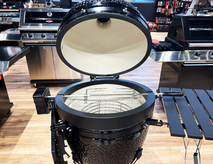 Keramički roštilj Su Chef Classique Black na kolicima Grill Centr