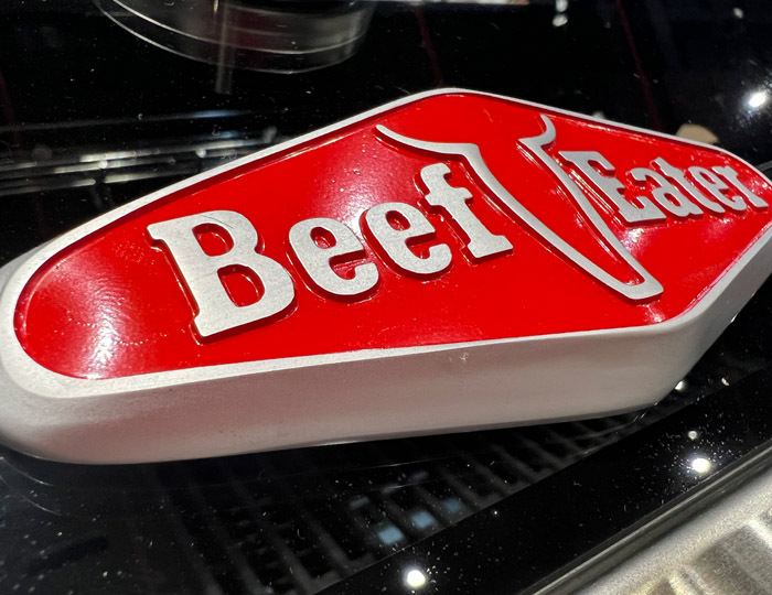BeefEater plinski roštilj 1600 Dark Grey 3 gorionika Grill Centr