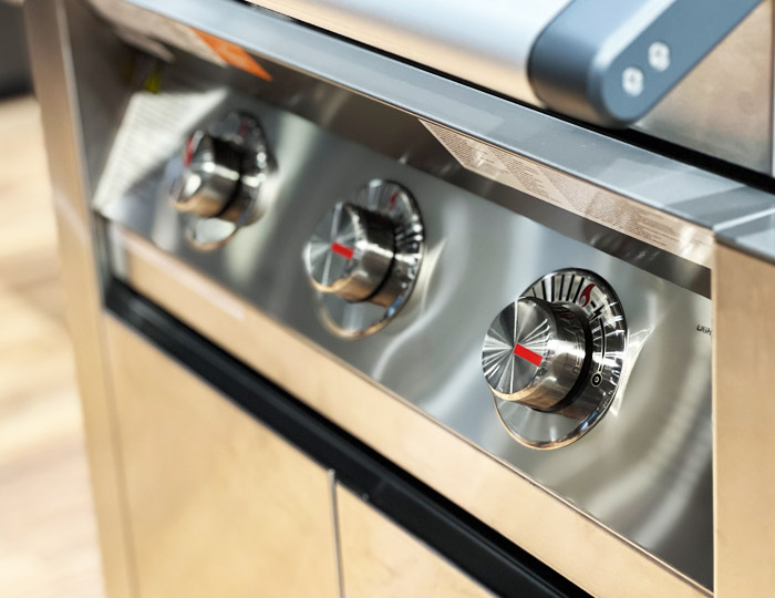 BeefEater plinski roštilj 1600 Stainless Steel 4 gorionika Grill Centr