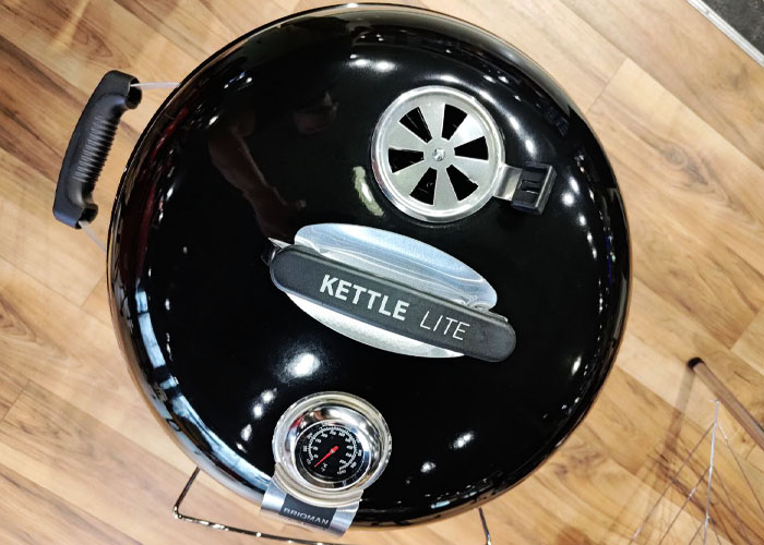 Briqman roštilj na ugalj Kettle Lite 47 Crna
