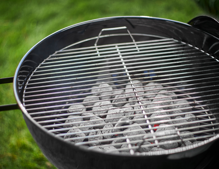 Weber roštilj na ugalj Original Kettle 57 cm Grill Centr