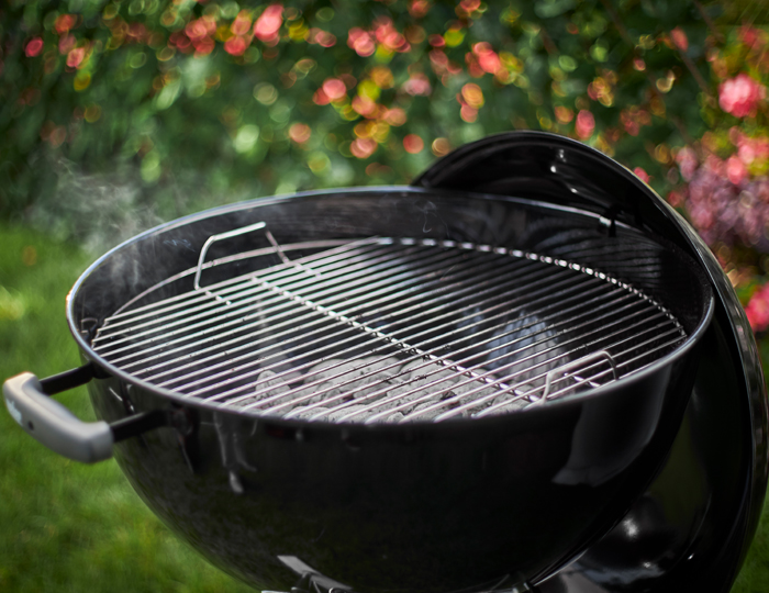Weber roštilj na ugalj Original Kettle 57 cm Grill Centr
