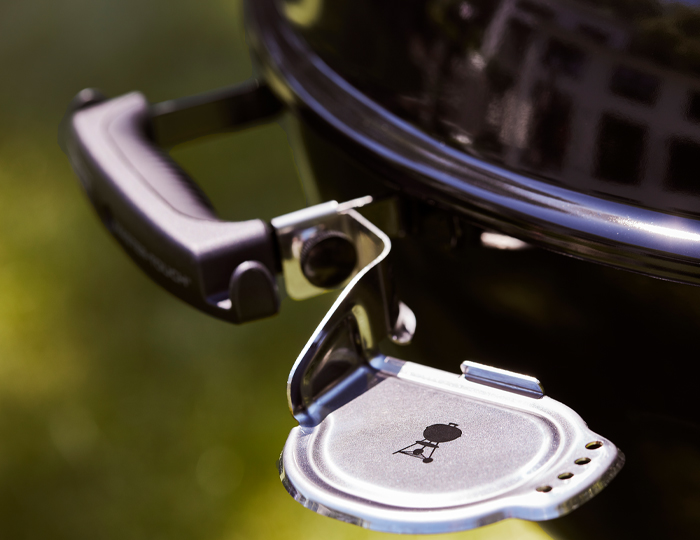 Weber roštilj na ugalj Mastertouch GBS SE-E-5755 Grill Centr
