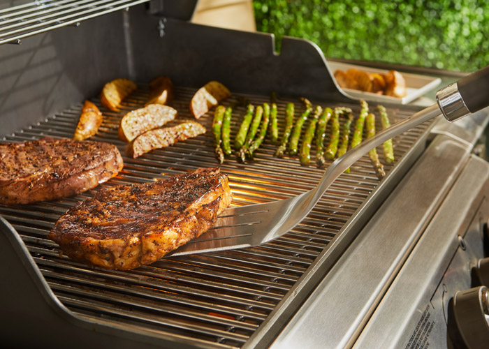 Weber široka lopatica za kuvanje na roštilju Grill Centr